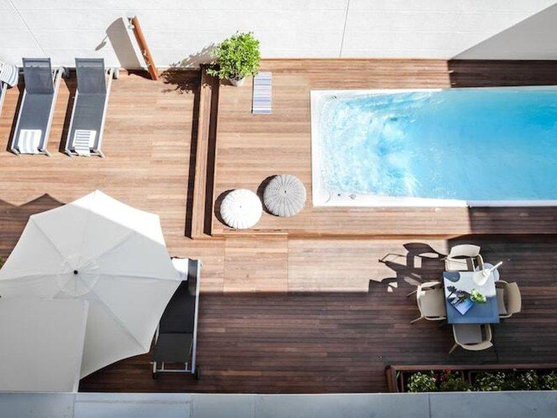 8AB8E6F4BE5B51049ED6D664D0084078