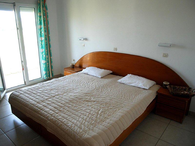 16CEAD795FC57074A9D59B5223B8E19D