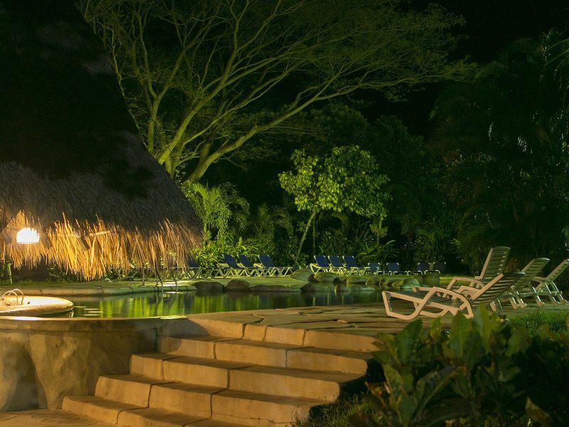 0A27BCDB45214DF7D672BE064024AC96