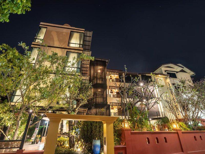 BDF9AB79F3DC38E95B5BEDF671927092