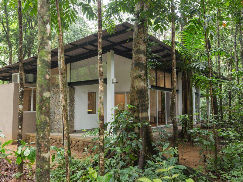 9FB133F2B40240B0919D0D42D420A140