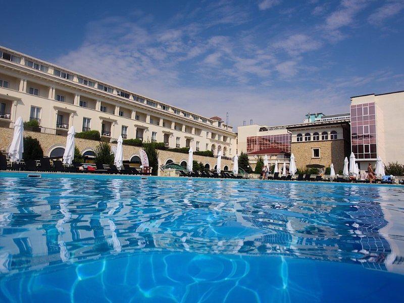 7786A00EEE955F8914617D00627CA2F7