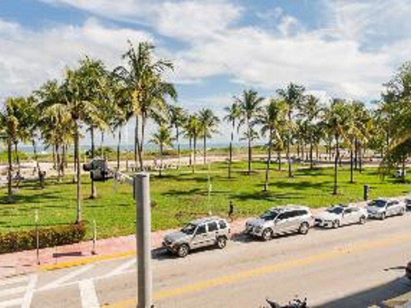 EB9A8CA889999E3440C52C71E59F80C7