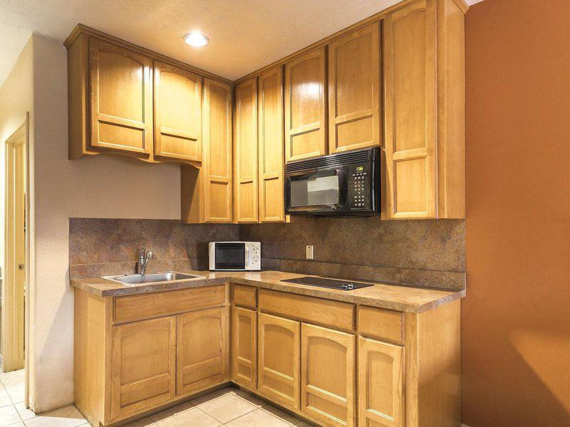 AA0E14A5EBB21D5105254E9E8F73AD8E