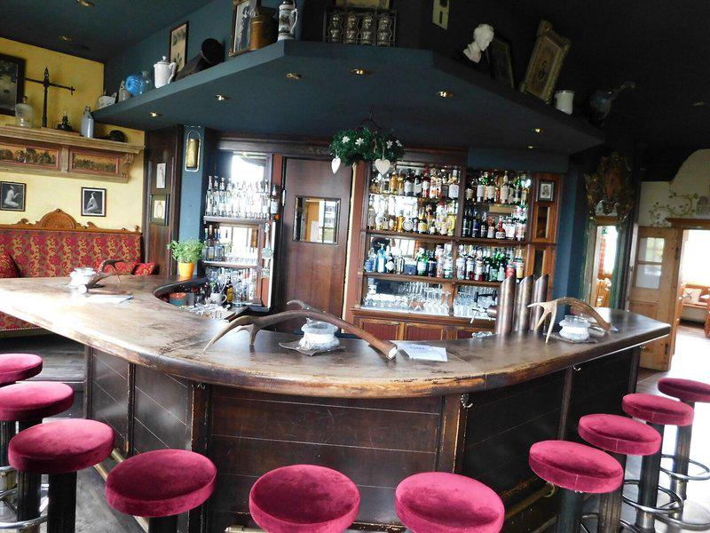 62E6BE9294E12D5D5C8146C03CA07924