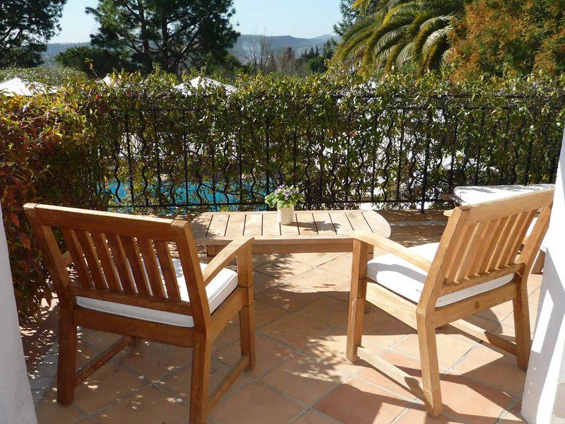 2EA93F2E93EA2DE44587BA0C3D3B3DB1