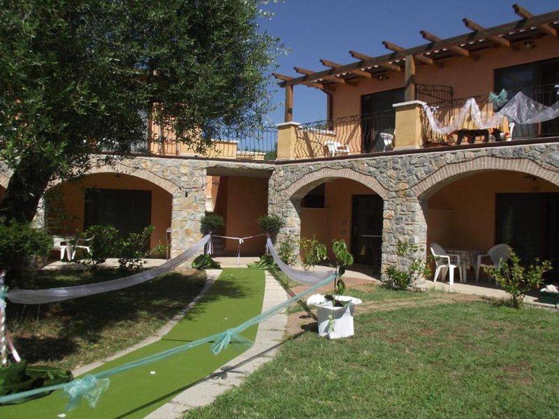 1D0D98A6BFB52B0AA6EA49E4A73D981E