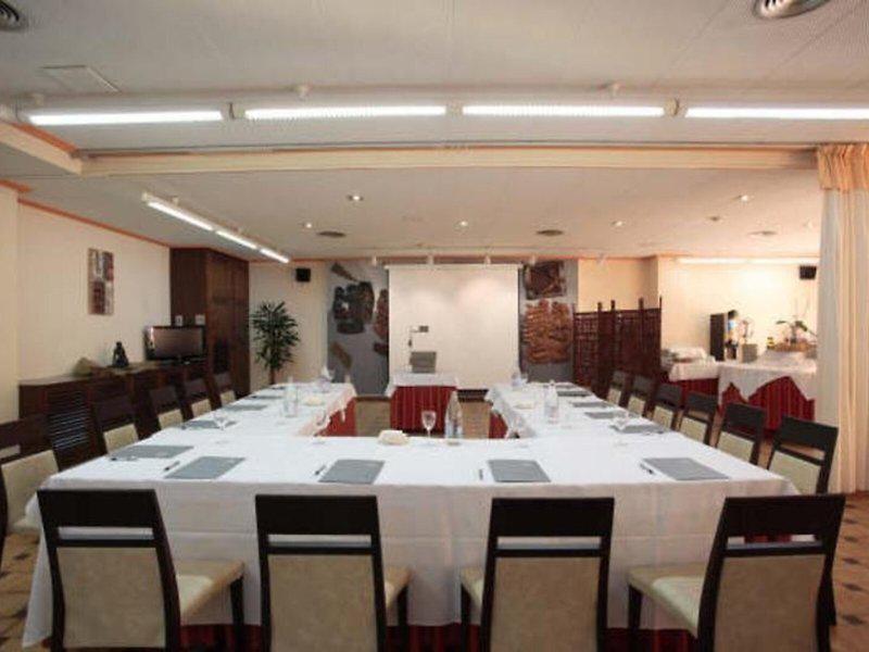 38AD9407B8627D8BF31905A4DA800E5C