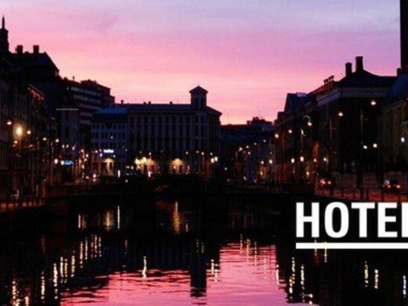 9B20449F2E7ACA413B740E18876A19E3