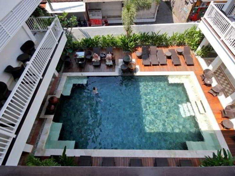 60D2FC33C9DC76DBDF7FB8FA35815C33