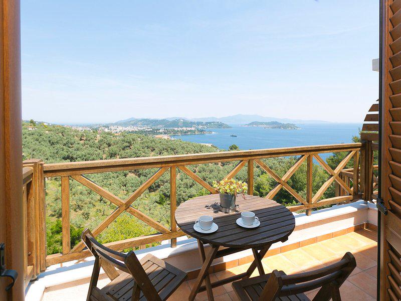 2485C0562892AD74E70FA78DD2232C2B