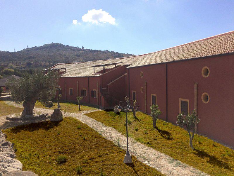 0DCC59E54456C9FBE18371B4B610F395