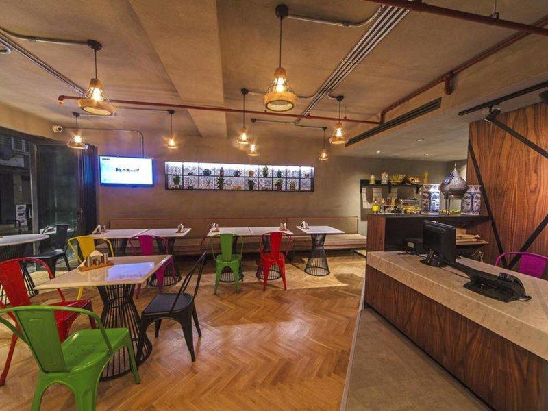 6CCF88F7322F6EECDB67597C851AD97A