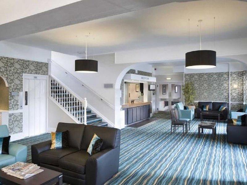 8D27118BB3890833E2D50AD714062034