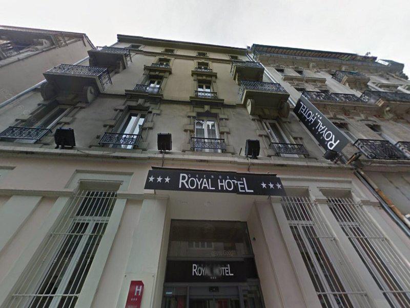 B8828A5435D40EA94369AED9F58BEBBD