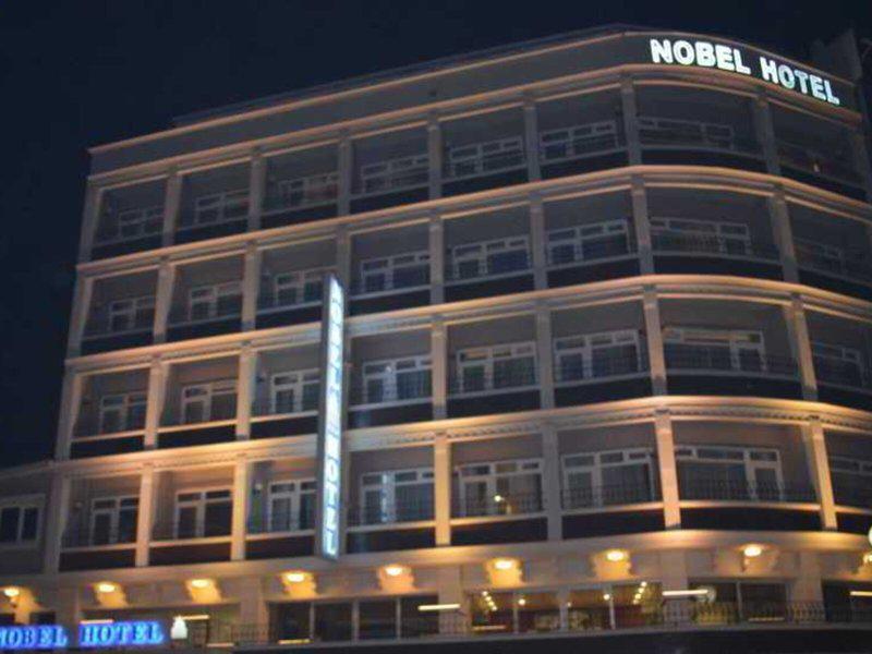 C37F69D7E07B23FAE9E4411A64758458