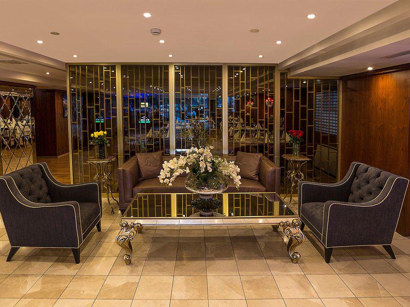 08AF06ECD9CFFE4955EC471BB8519260