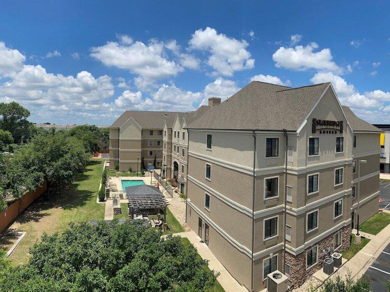 FC991FD51561431D017872C67BA63B71