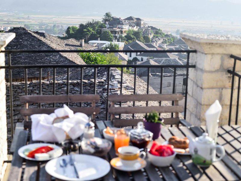 E885A31159F35DF9F1C074BF608AE6FC