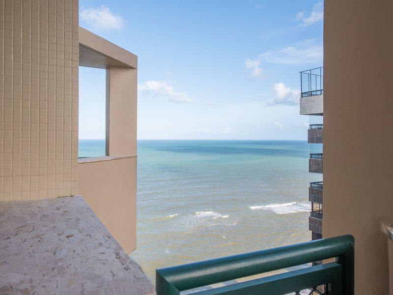 FB58E248A73133FEC6A38843B1825F37