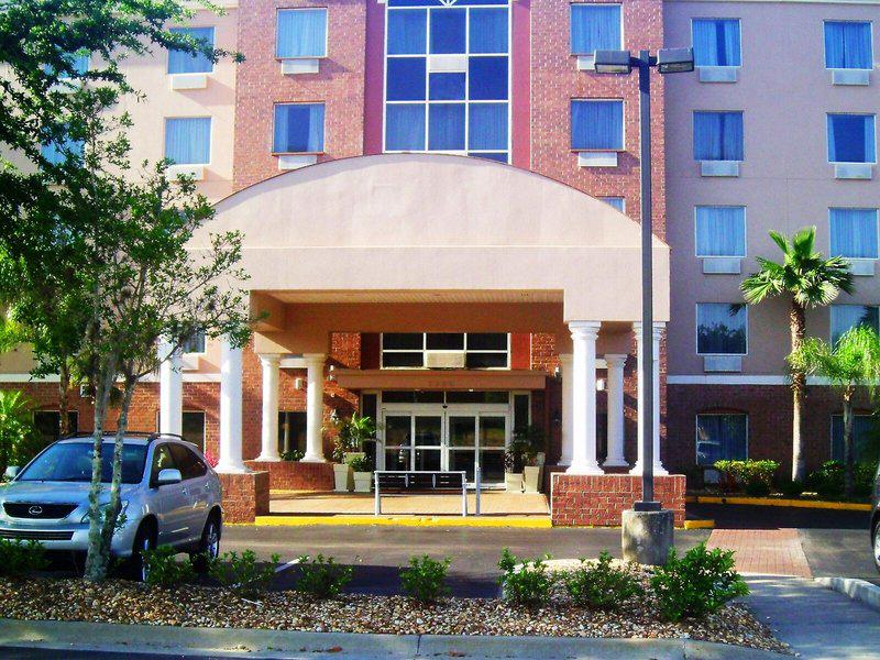 ACA792768BC24FA04C296918957A2678