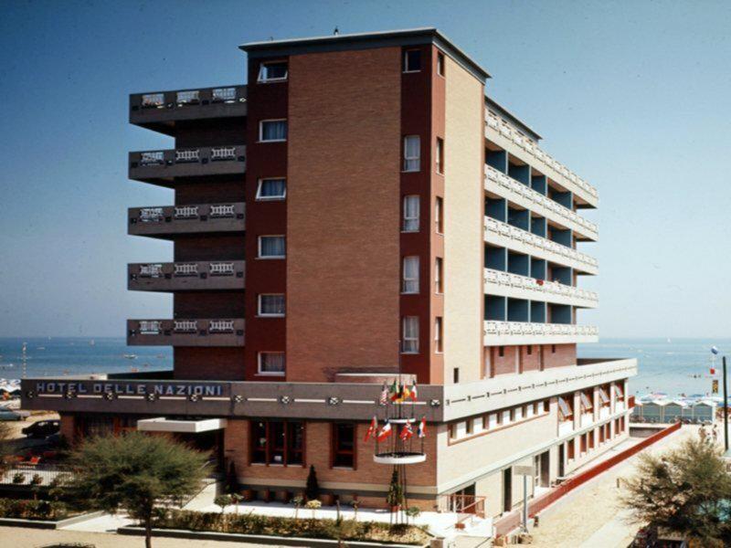 2248B7F8BF8F887EB8D1A19597A1294F