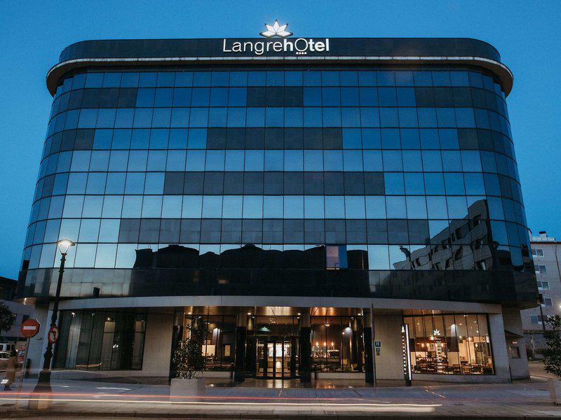 97A9060F38327884094C7AC9DFCC5AF9