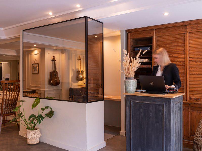 A902CB5BF6FA89F050540F7192FE381C