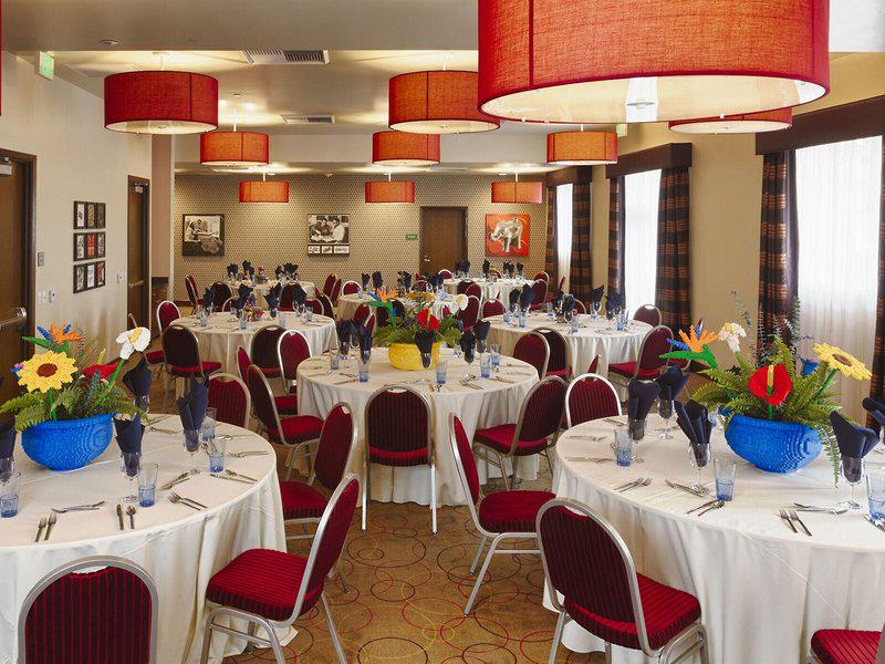 4ADC187228B3459FB2F6EC5702F4842C