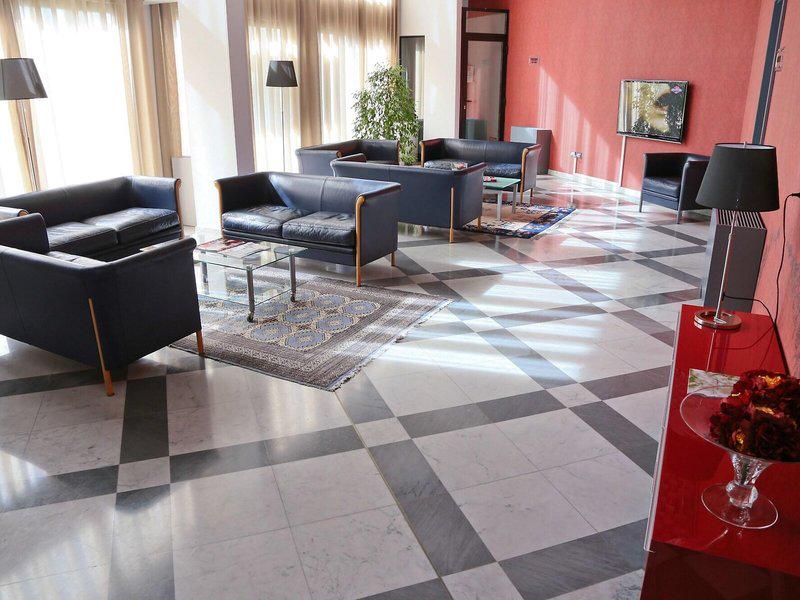 D50E349AC17E80773C5B89577D78EA86