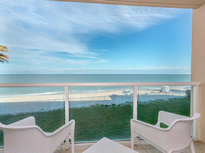 AC43C087E49BCBB54BA955CC3FEA68AE