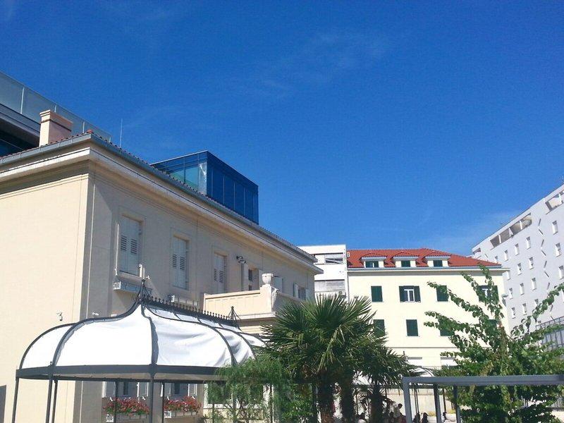 D9D123F02BA6A9DE7B9551157A7600DD