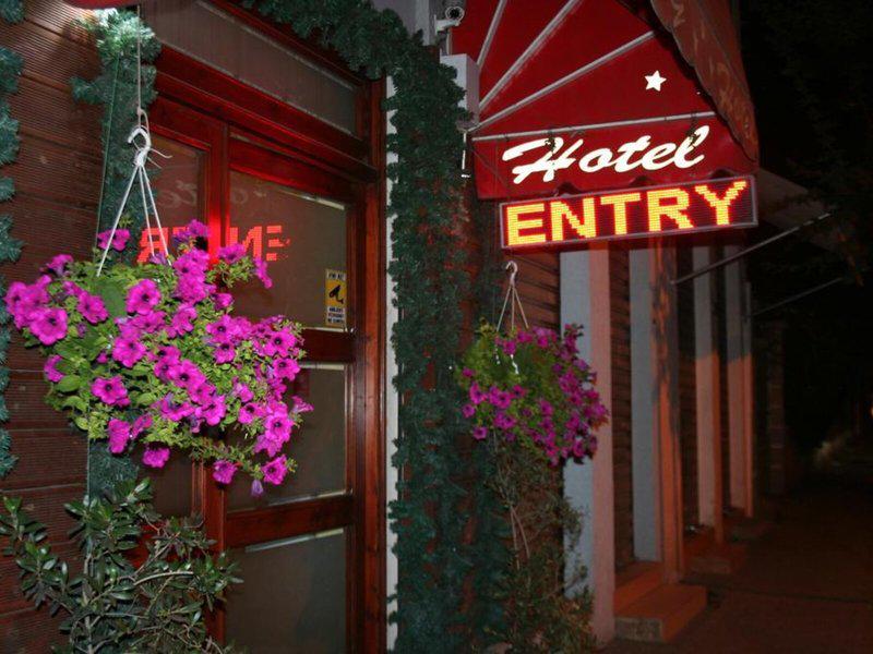 70AB4037E92C25C7568DC2744C2EF624