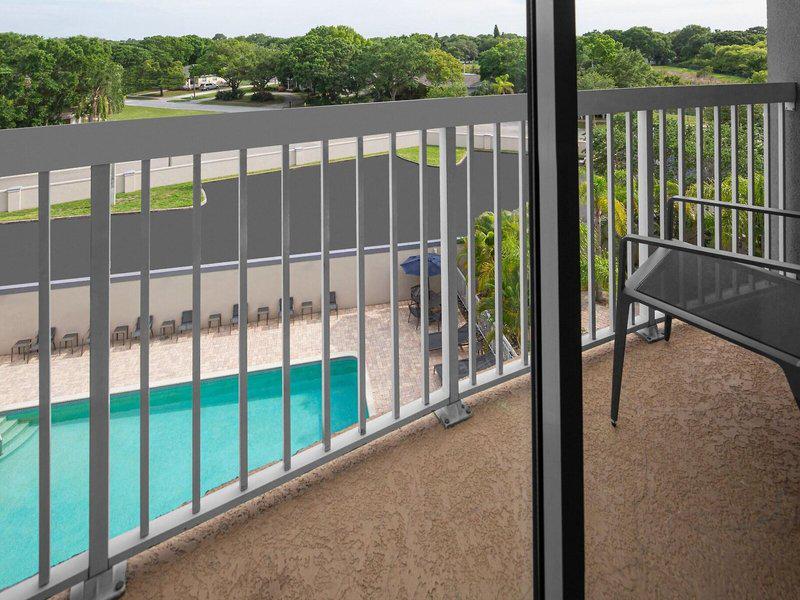 2071D39226287AFD77BA28C6852844D3