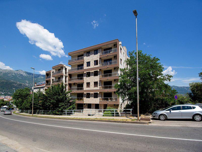 C3DFF61D766E6DB20339496997BBDAD9