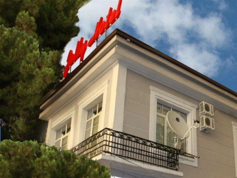 ED99DE0884AA9E8718102D8DDBA5A8A6