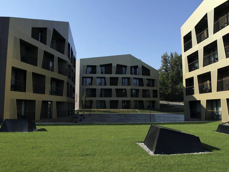 DE17747FF028CE62441B8A48ADF5A098