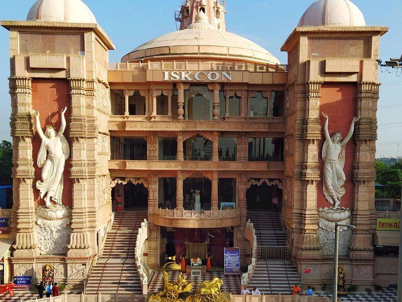 6728A4C5F7CB0AFC19D71F0507821F1F