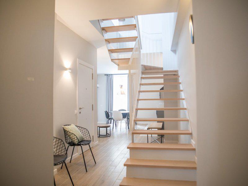 1A9B3EF0FAD181877431BFAB262F7B1D