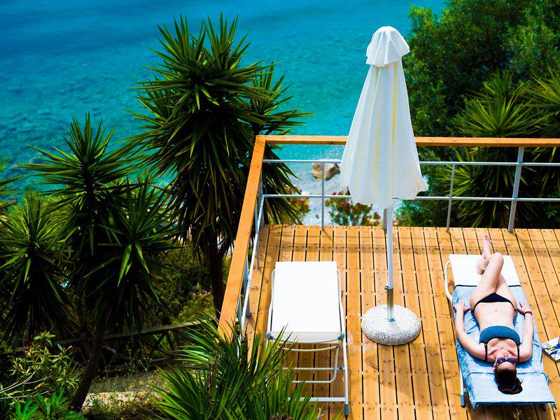 D28BDC50713BB1919E02ED33111098C1