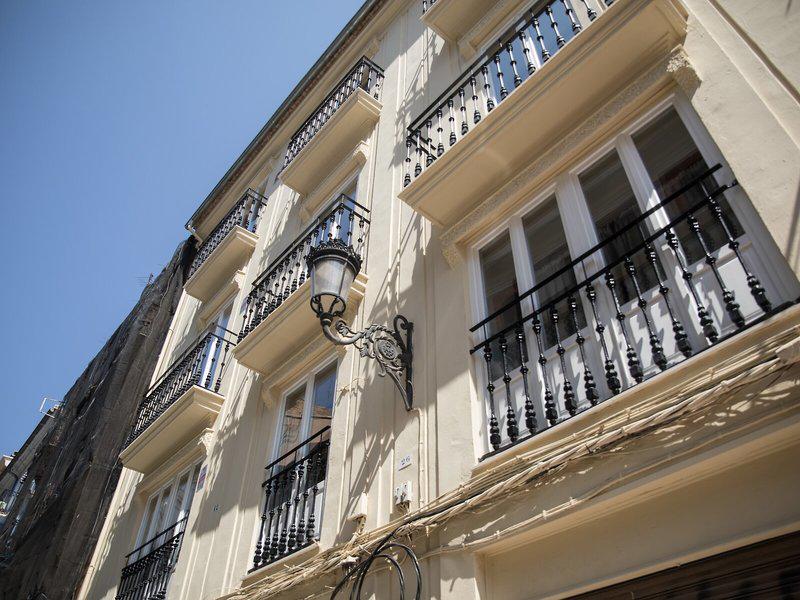 340BA108B0C8A271F0A3D86AE605B097