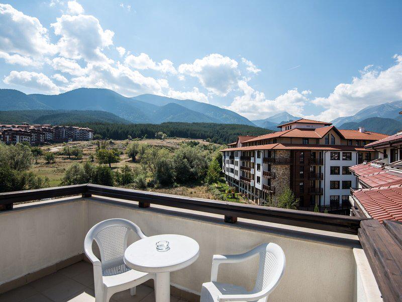 12C03FC4353A8B65FAE9B6E3390953B4