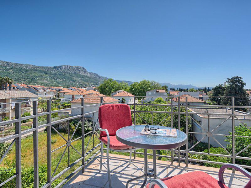 DC0A1F663D0E2C29EC55596C5FB9021A