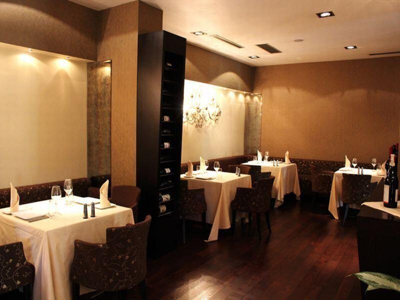 1241BB89804C163BB037B5369D13C102