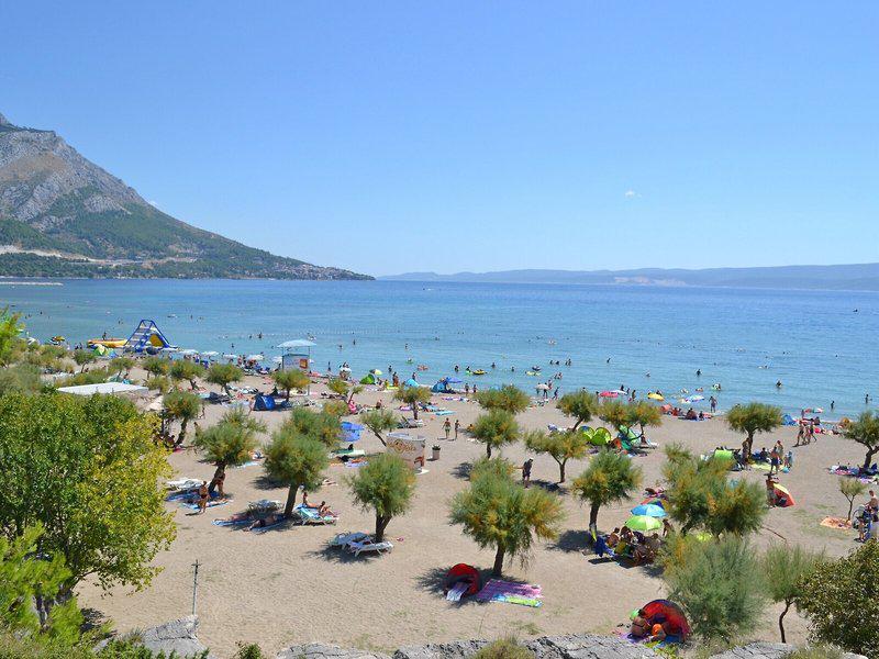 C1EB83F3A6886081CEDC3CC5D78BFD94