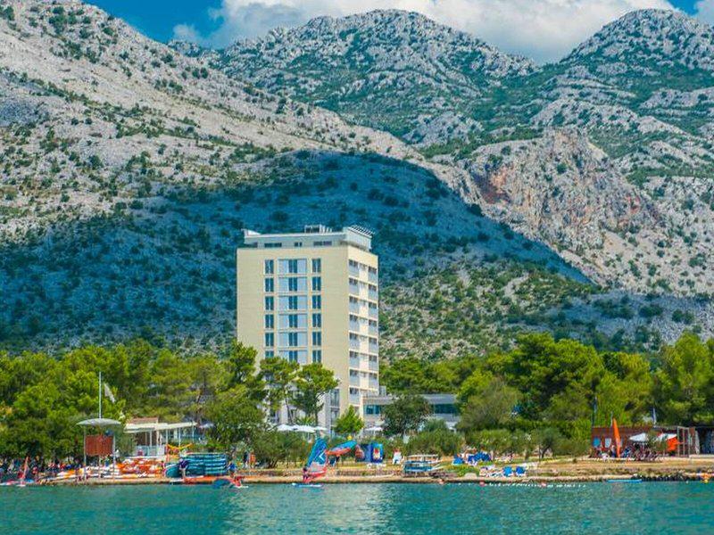 8C142667C12DB02C5CF26AED3C932DCA