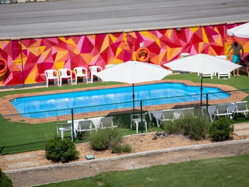 35D81A7E1260CCD0F2D866439BDE590B