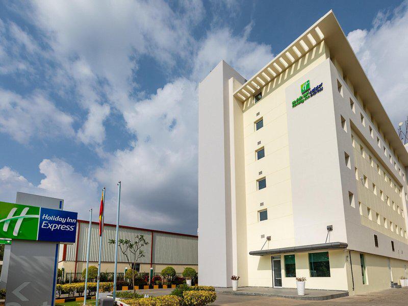 71BA22C41E4B3E298FF0931957721EBB