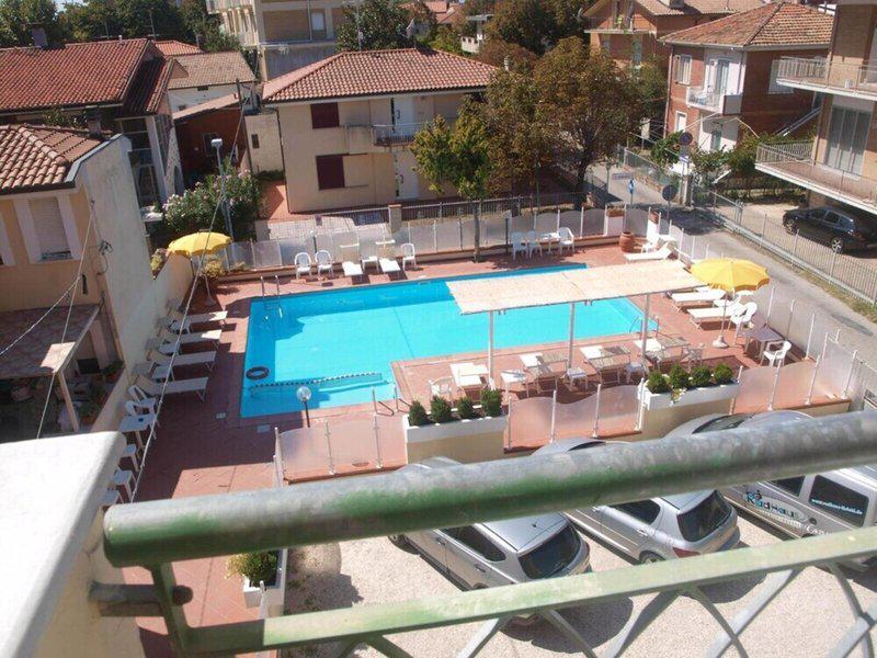 37D711C55C460C0444CC5E885D0597BE