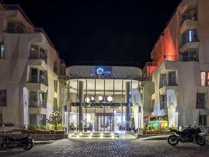 0EB9C1B40FEC8EEAD8EE37373D79F749